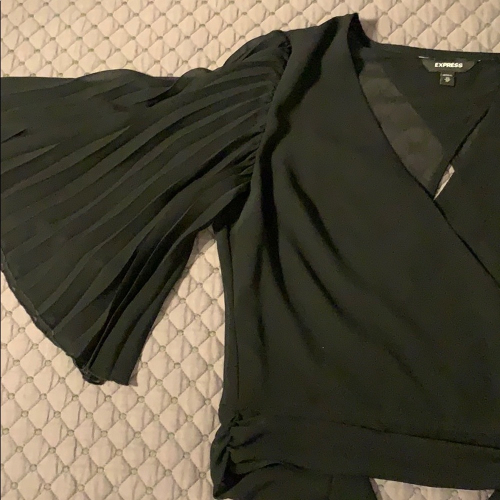 Express black top - Picture 2 of 3